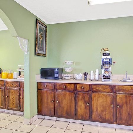 Knights Inn Memphis Airport Bagian luar foto