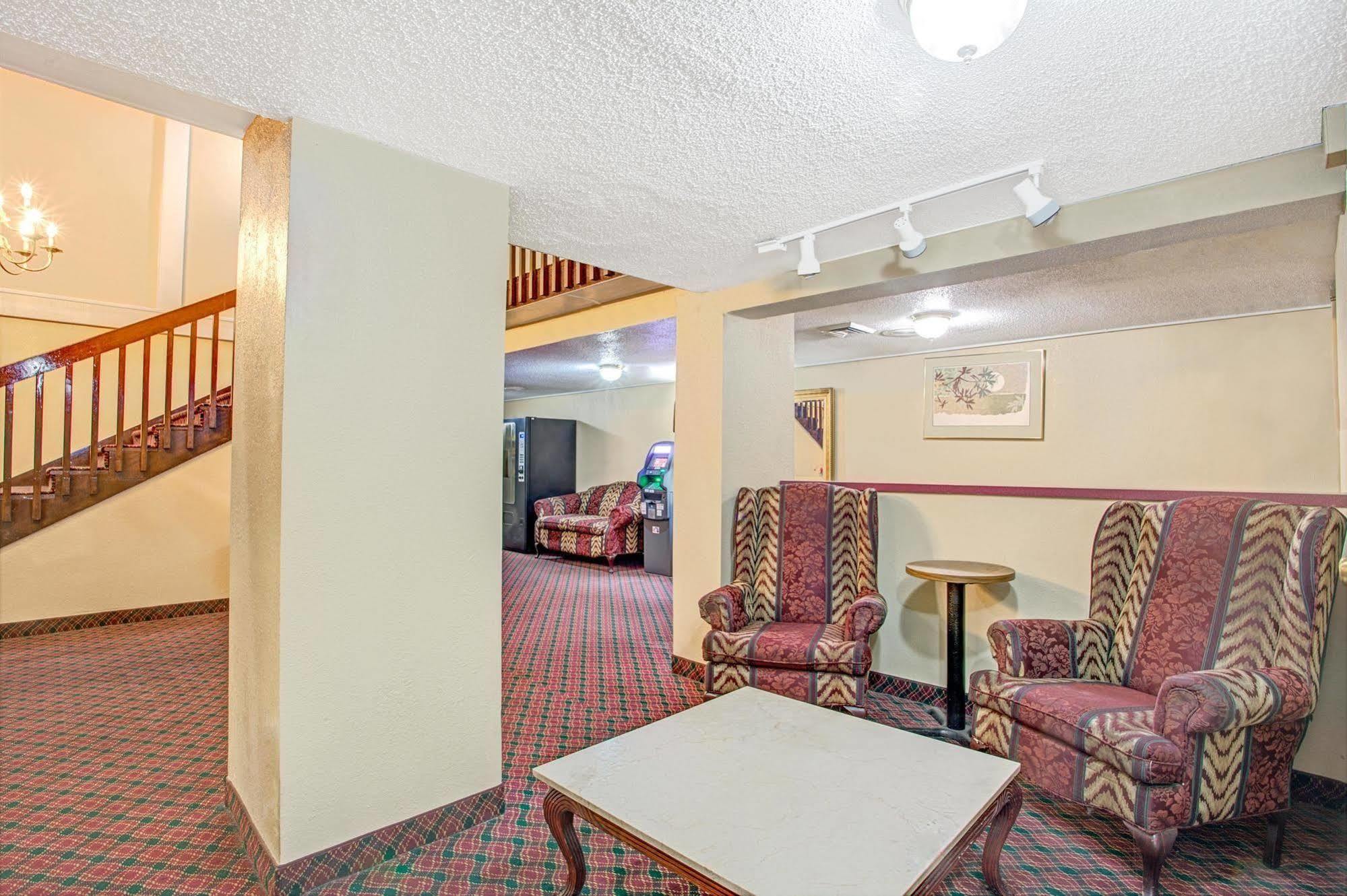 Knights Inn Memphis Airport Bagian luar foto