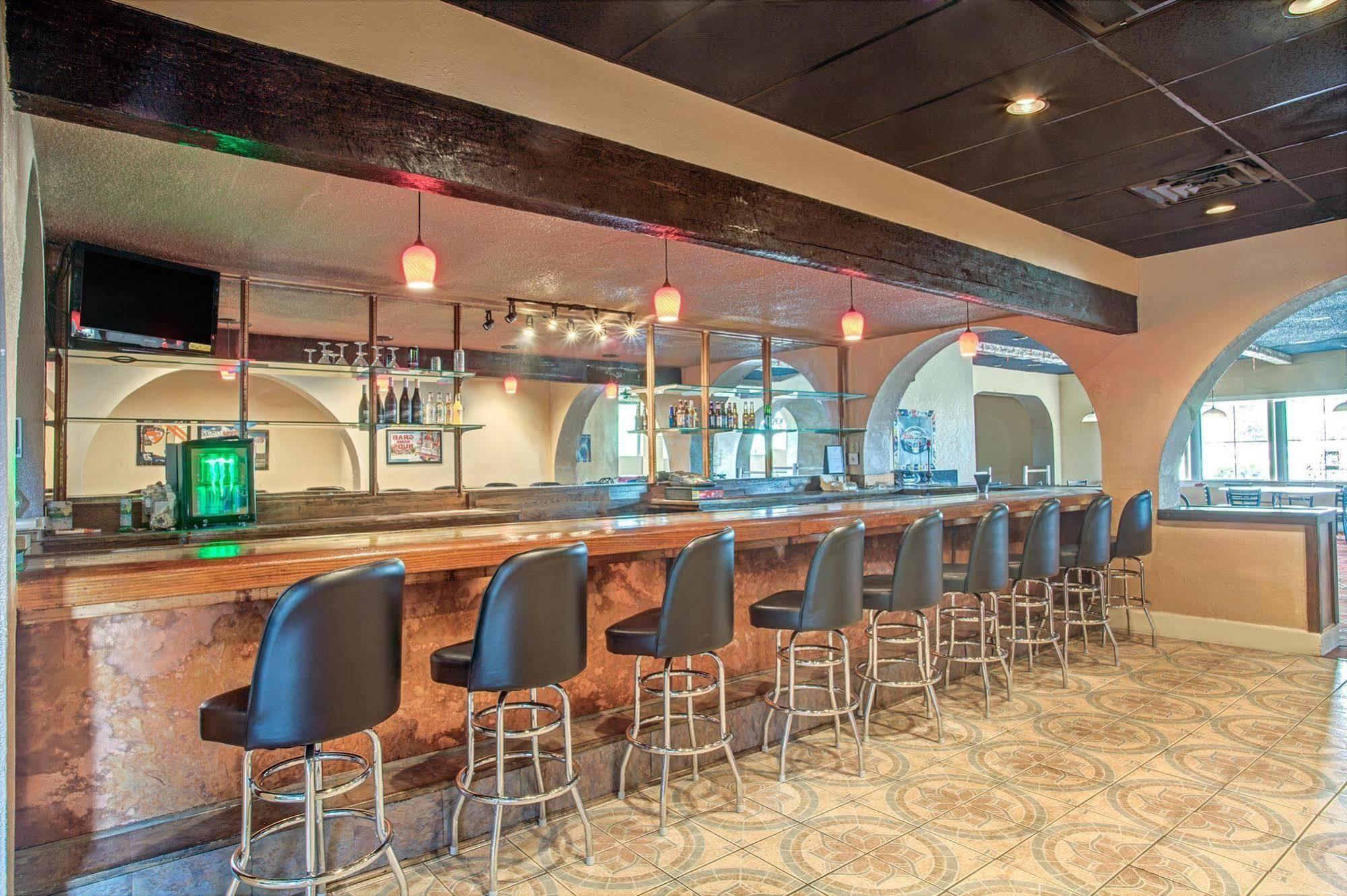 Knights Inn Memphis Airport Bagian luar foto